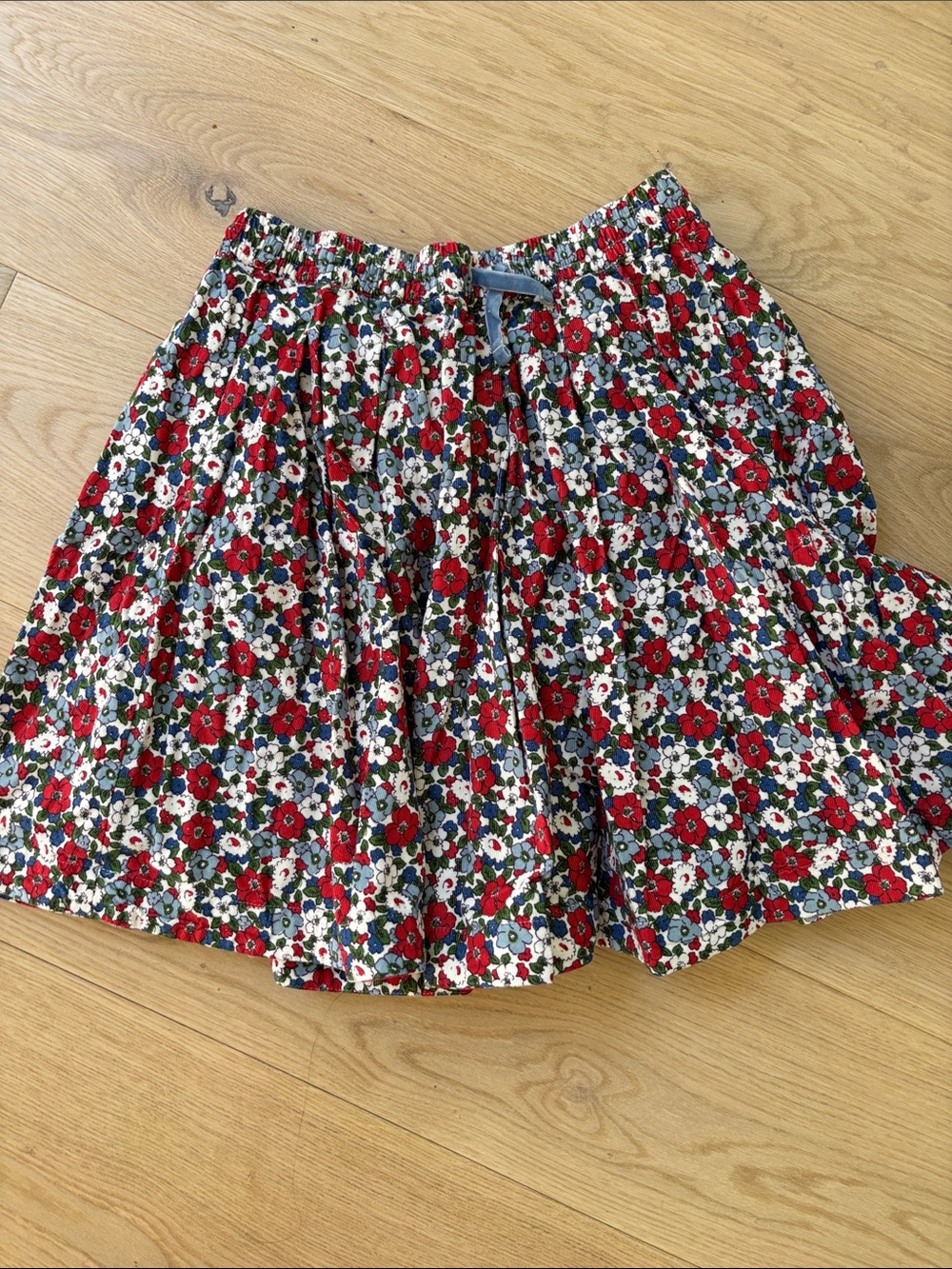 Mini Boden twirl skirt